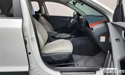 Kia Niro 2025 1.6 Автомат в Москве № 887366, миниатюра 11