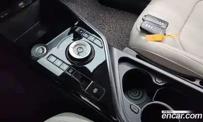 Kia Niro 2025 1.6 Автомат в Москве № 887366, миниатюра 9