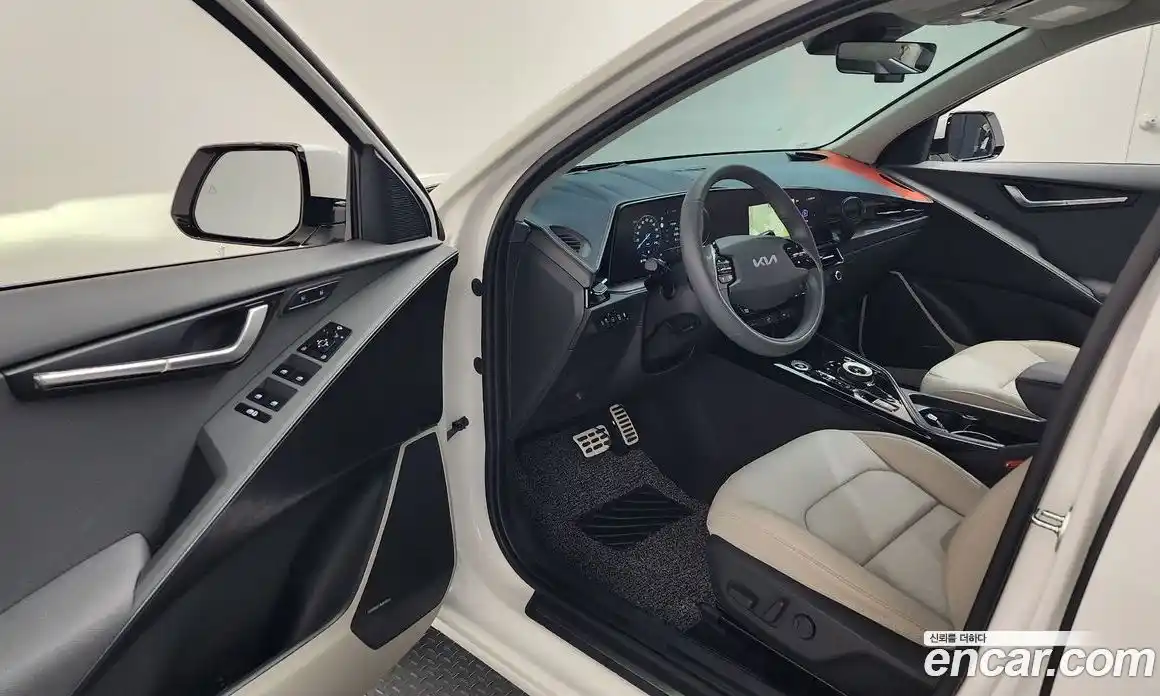 Kia Niro 2025 1.6 Автомат в Москве № 887366, фото 10