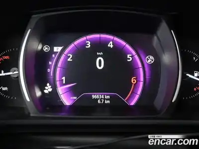 Renault QM6 2018 2.0 Автомат в Москве № 887390, миниатюра 8