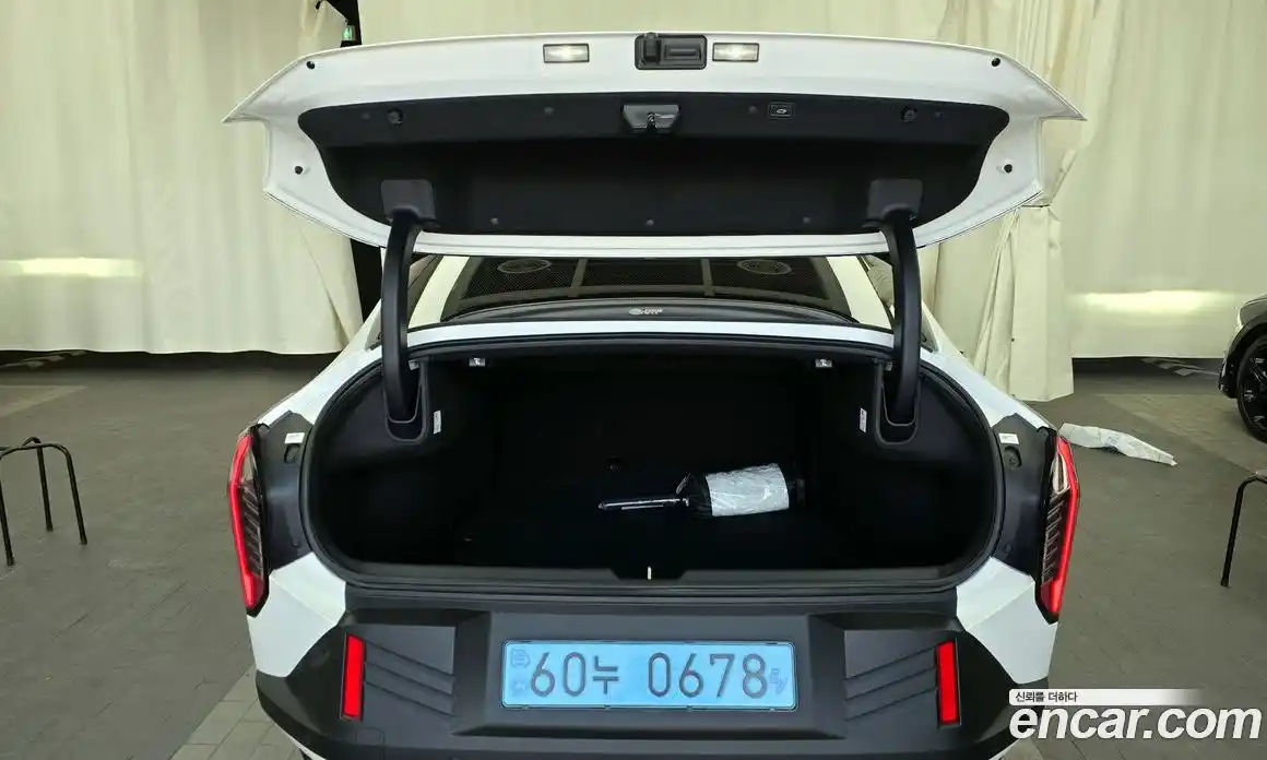 Kia EV4 2025 0.2 Автомат в Москве № 887586, фото 20