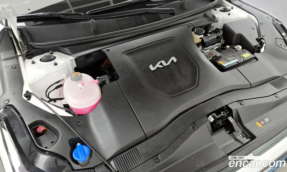 Kia EV4 2025 0.2 Автомат в Москве № 887586, фото 6