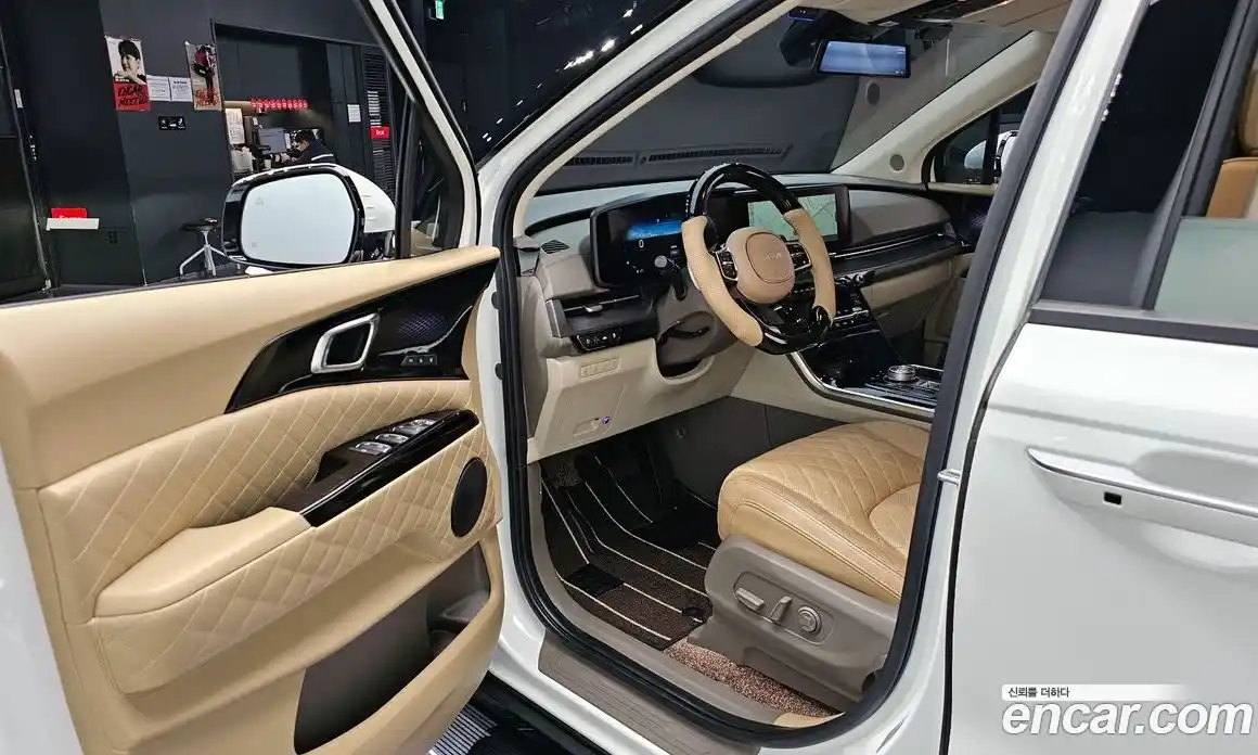 Kia Canival 2022 3.5 Автомат в Москве № 887605, фото 11