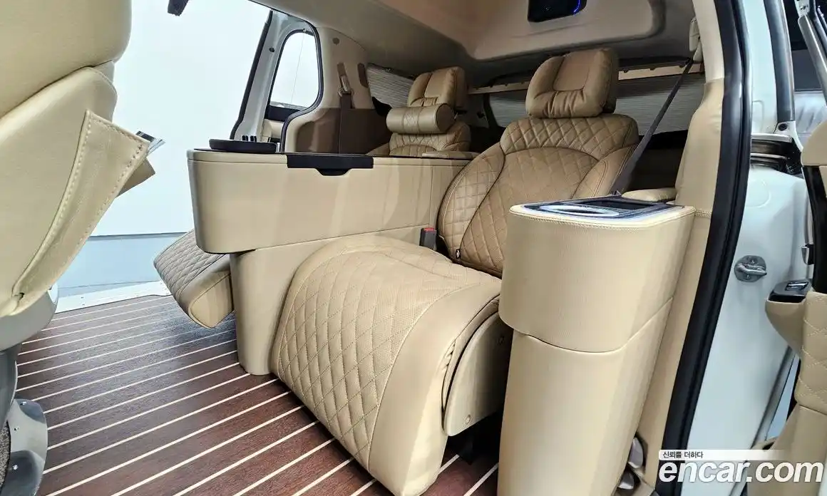 Kia Canival 2022 3.5 Автомат в Москве № 887605, фото 16