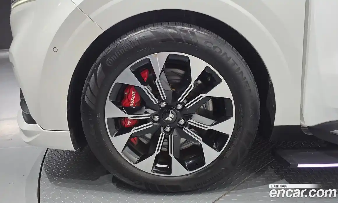 Kia Canival 2022 3.5 Автомат в Москве № 887605, фото 5