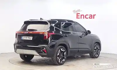 Kia Seltos 2024 1.6 Автомат в Москве № 887856, миниатюра 2