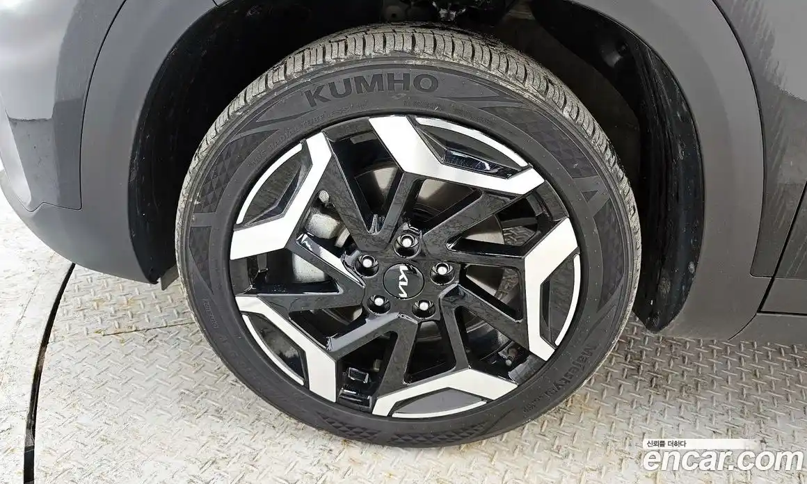 Kia Seltos 2024 1.6 Автомат в Москве № 887856, фото 5