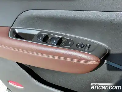 Renault QM6 2019 2.0 Автомат в Москве № 888016, миниатюра 11