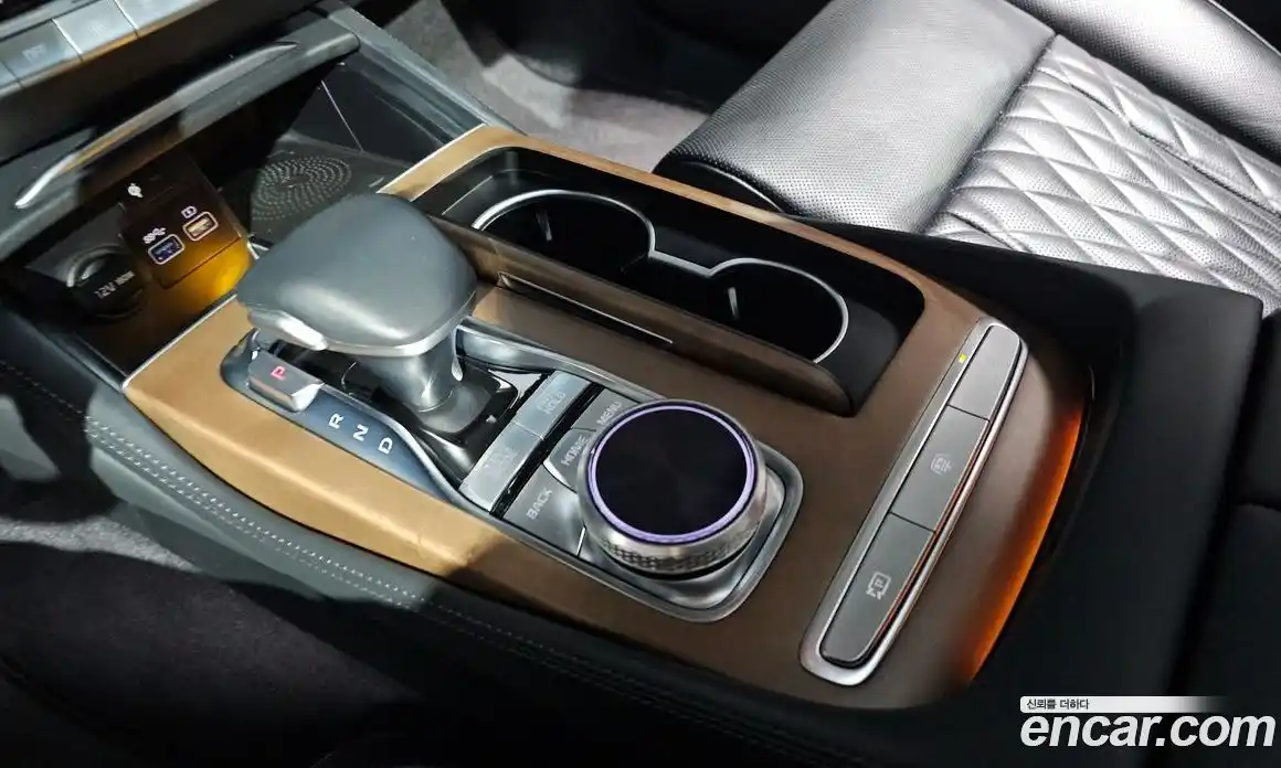 Kia K9 2023 3.8 Автомат в Москве № 888047, фото 9