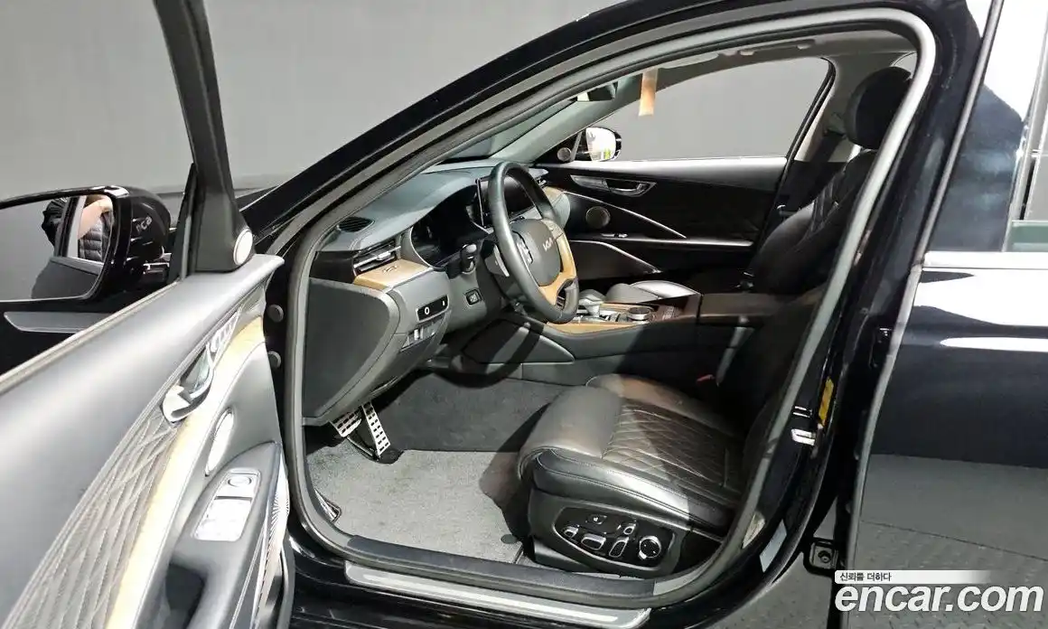 Kia K9 2023 3.8 Автомат в Москве № 888047, фото 10