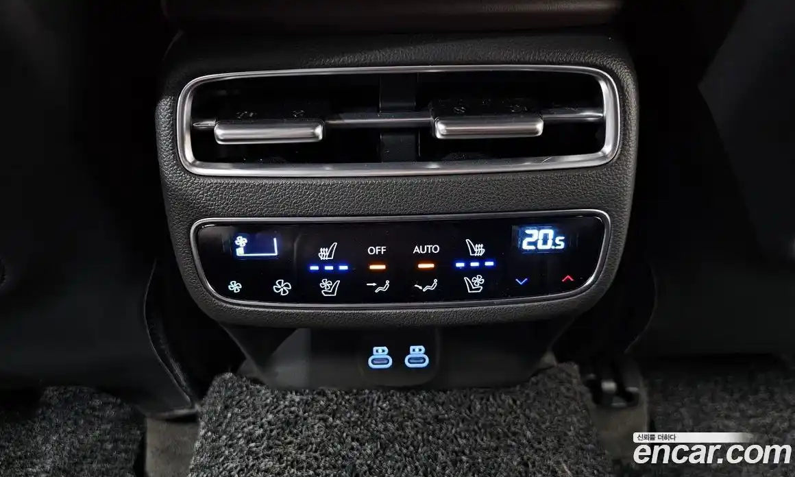 Genesis GV70 2025 2.5 Автомат в Москве № 888531, фото 18