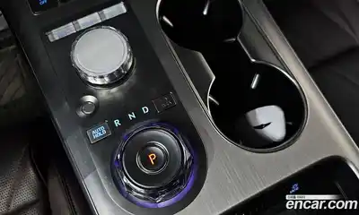 Genesis GV70 2025 2.5 Автомат в Москве № 888531, миниатюра 9