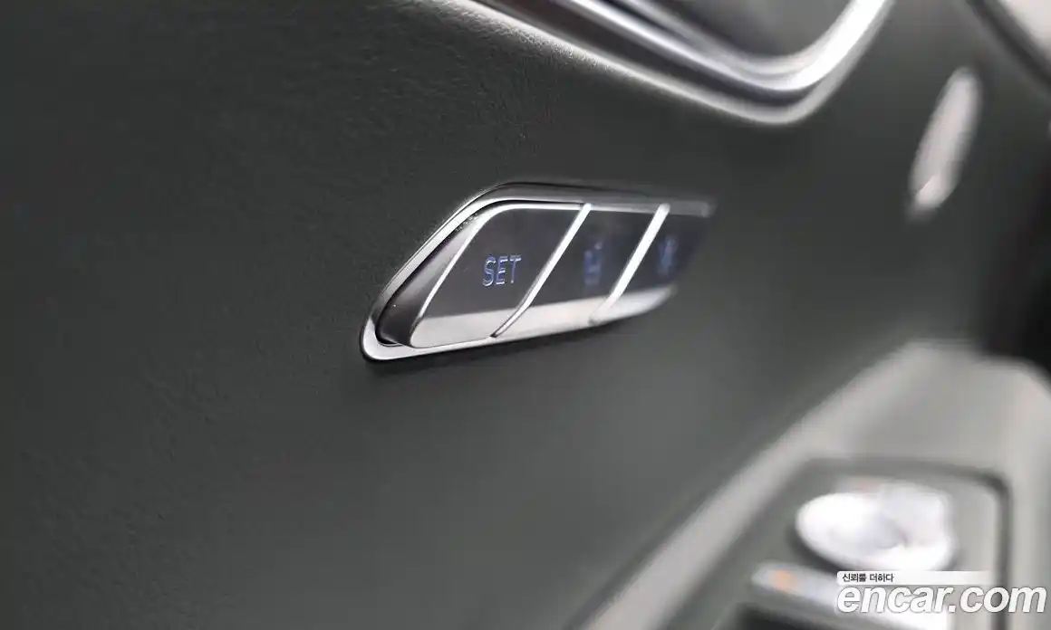 Genesis GV80 2024 3.5 гидро в Москве № 888697, фото 17