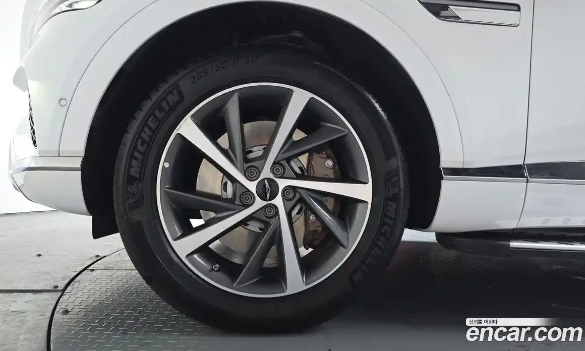 Genesis GV80 2024 3.5 гидро в Москве № 888697, фото 4