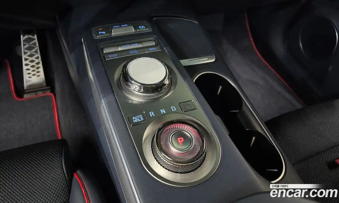 Genesis GV70 2022 2.5 Автомат в Москве № 888809, фото 8