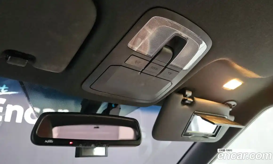 SsangYong TIBOLI 2018 1.6 Автомат в Москве № 889773, фото 17