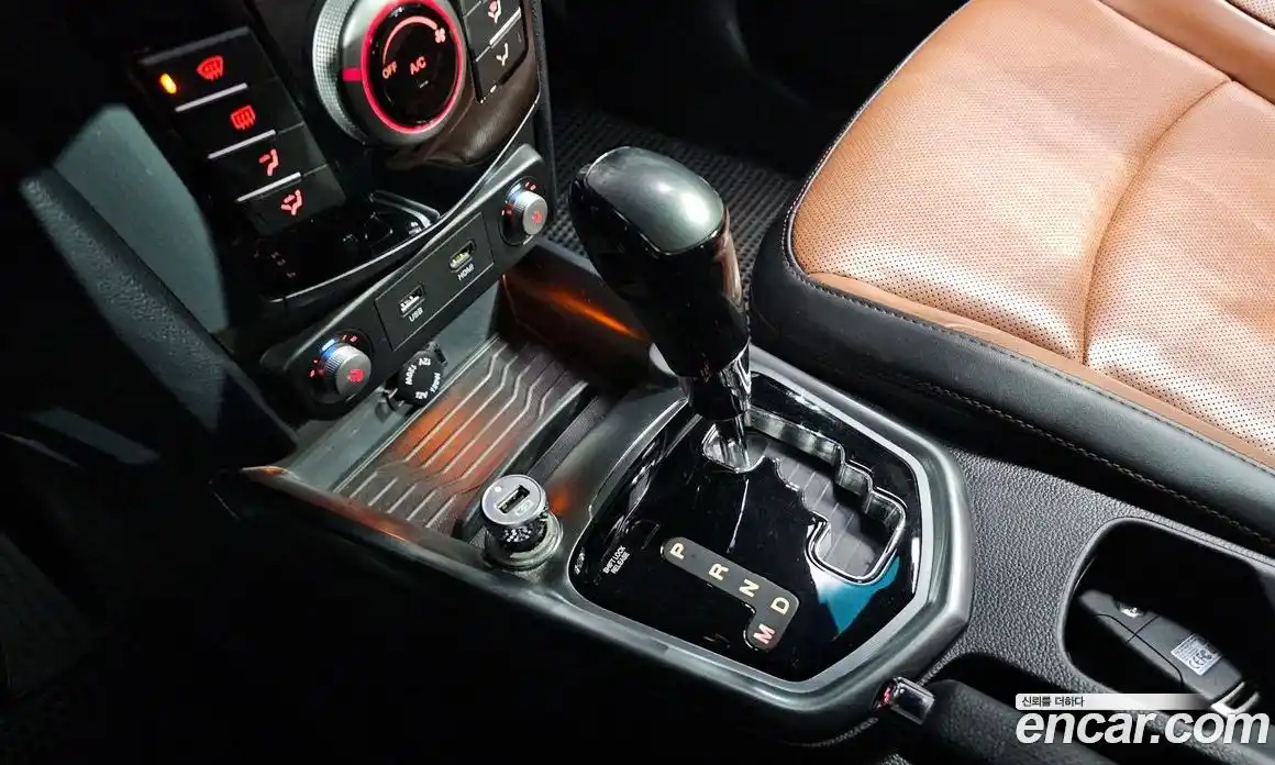 SsangYong TIBOLI 2018 1.6 Автомат в Москве № 889773, фото 9