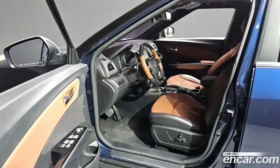 SsangYong TIBOLI 2018 1.6 Автомат в Москве № 889773, фото 10