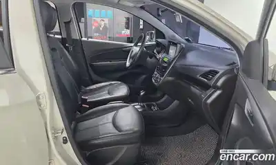 Chevrolet Spark 2016 1.0 гидро в Москве № 890663, миниатюра 11