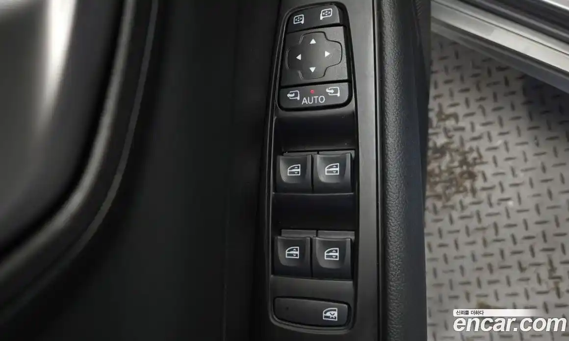 Renault SM6 2024 2.0 гидро в Москве № 891649, фото 12