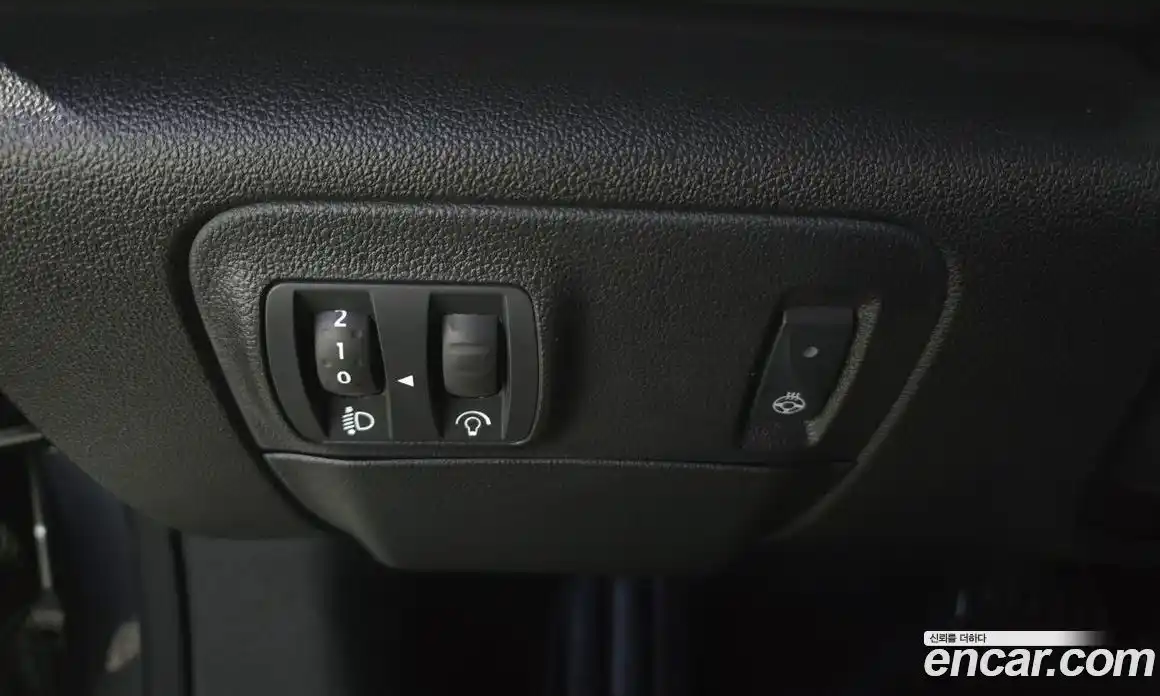Renault SM6 2024 2.0 гидро в Москве № 891649, фото 13