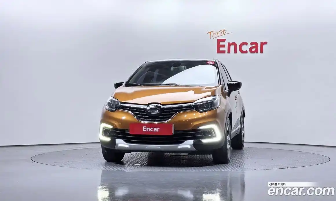 Renault QM3 2017 1.5 Автомат в Москве № 891729, фото 3