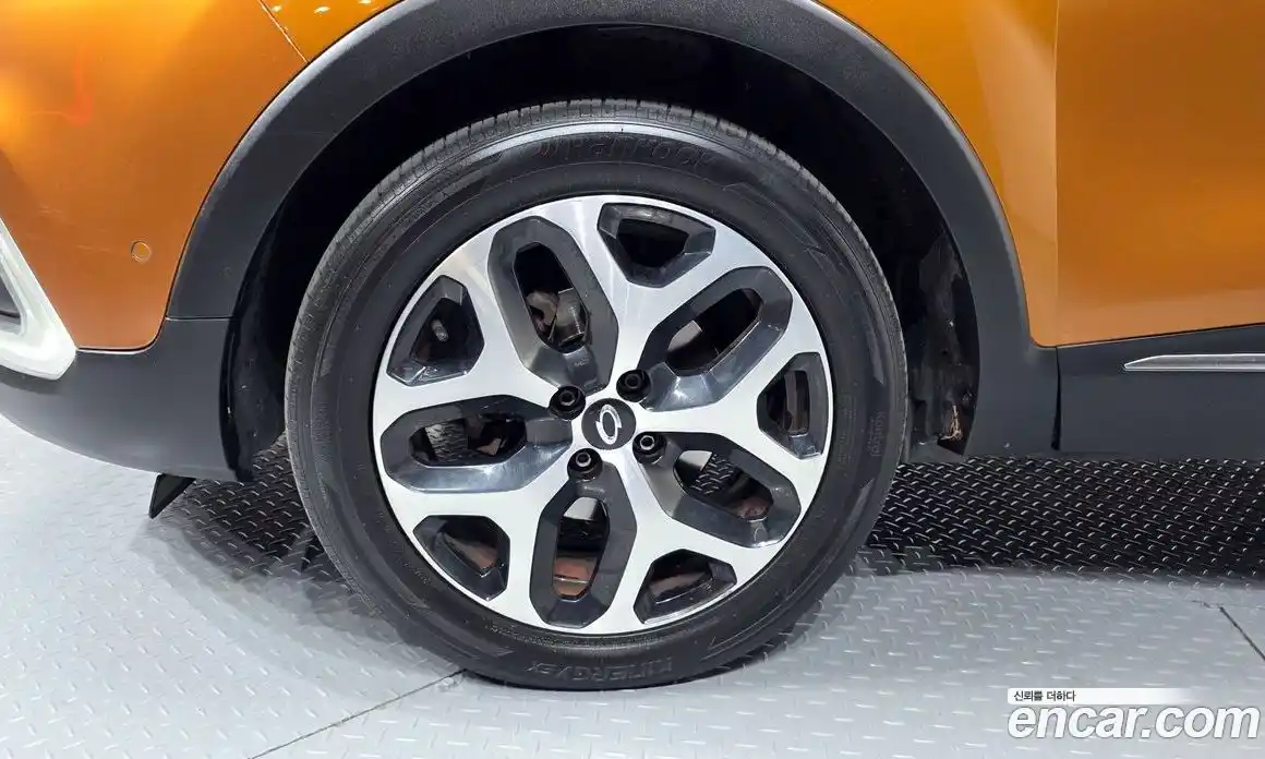 Renault QM3 2017 1.5 Автомат в Москве № 891729, фото 5