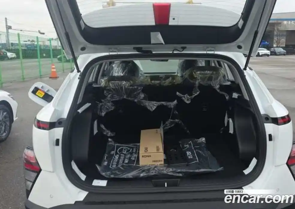 Hyundai Kona 2026 1.6 гидро в Москве № 925682, фото 9