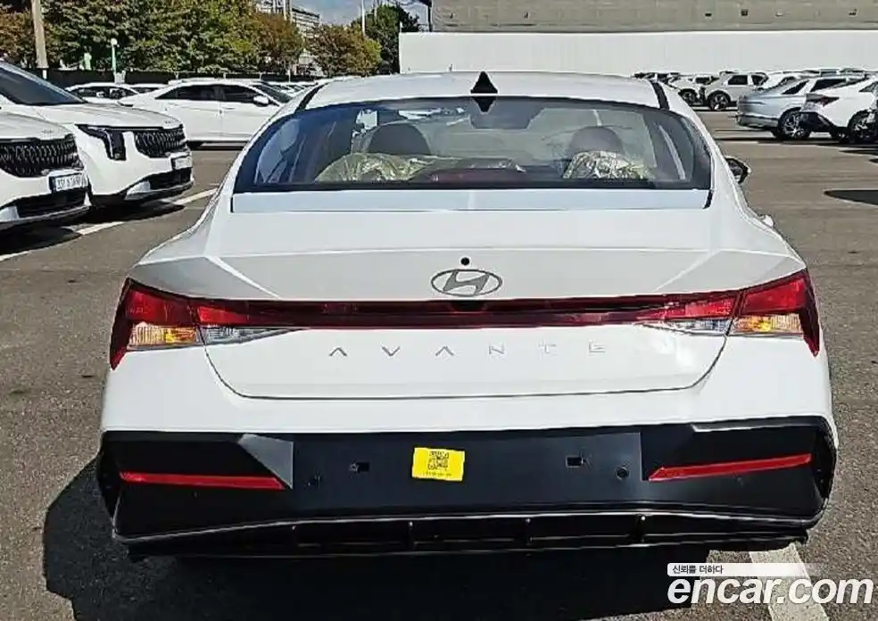 Hyundai Avante 2025 1.6 гидро в Москве № 925687, фото 3