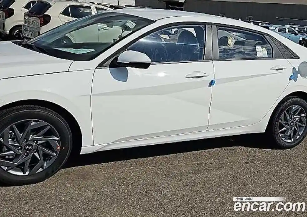 Hyundai Avante 2025 1.6 гидро в Москве № 925687, фото 5