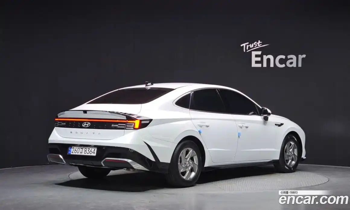 Hyundai Sonata 2025 2.0 Автомат в Москве № 925763, фото 2