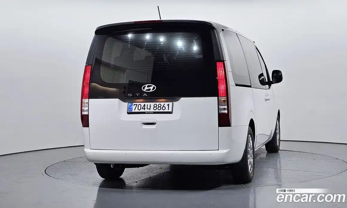 Hyundai Staria 2025 2.2 Автомат в Москве № 925782, фото 4