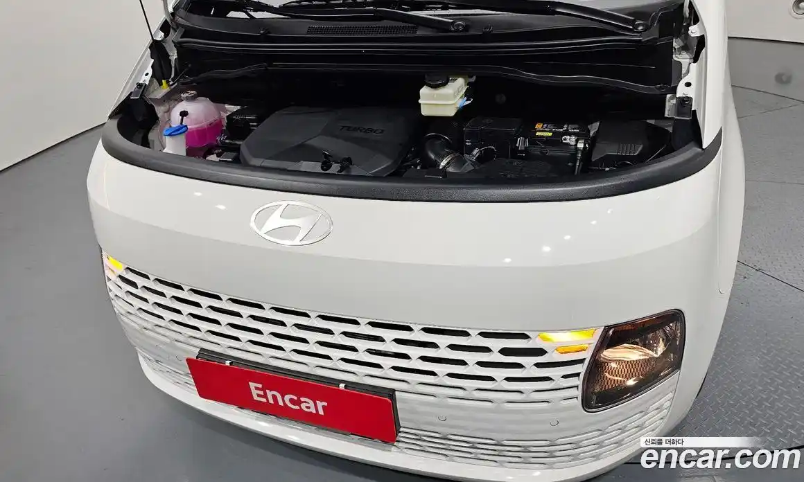 Hyundai Staria 2025 2.2 Автомат в Москве № 925782, фото 6