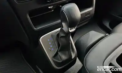 Hyundai Staria 2025 2.2 Автомат в Москве № 925782, миниатюра 9