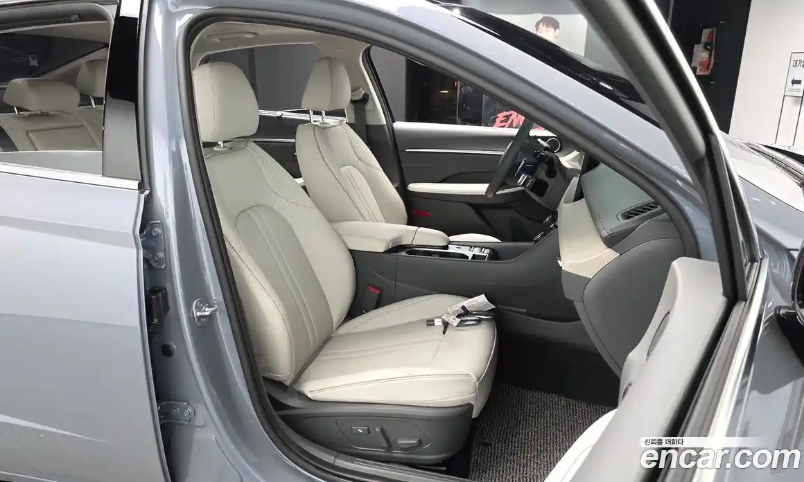 Hyundai Sonata 2025 1.6 Автомат в Москве № 925845, фото 9