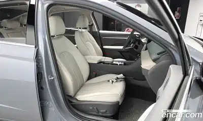 Hyundai Sonata 2025 1.6 Автомат в Москве № 925845, миниатюра 9