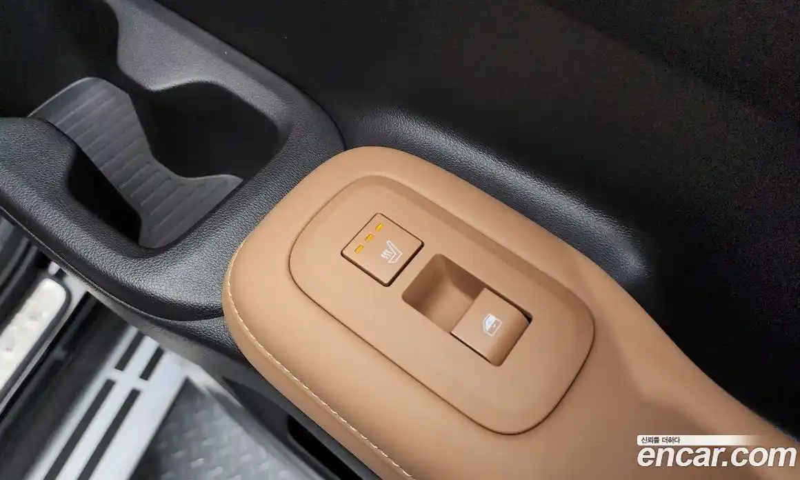 Hyundai Santa Fe 2025 1.6 Автомат в Москве № 925854, фото 19