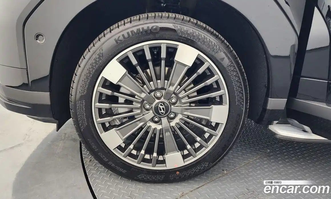 Hyundai Santa Fe 2025 1.6 Автомат в Москве № 925854, фото 5