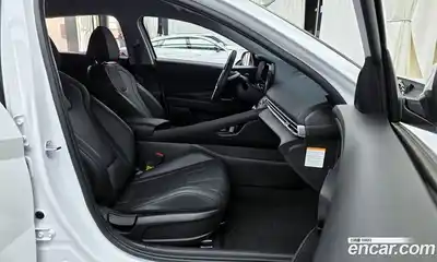 Hyundai Avante 2025 1.6 Автомат в Москве № 925859, миниатюра 10