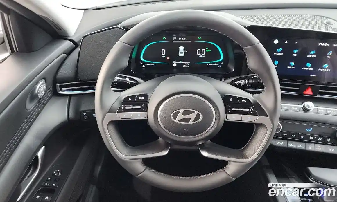 Hyundai Avante 2025 1.6 гидро в Москве, фото 13