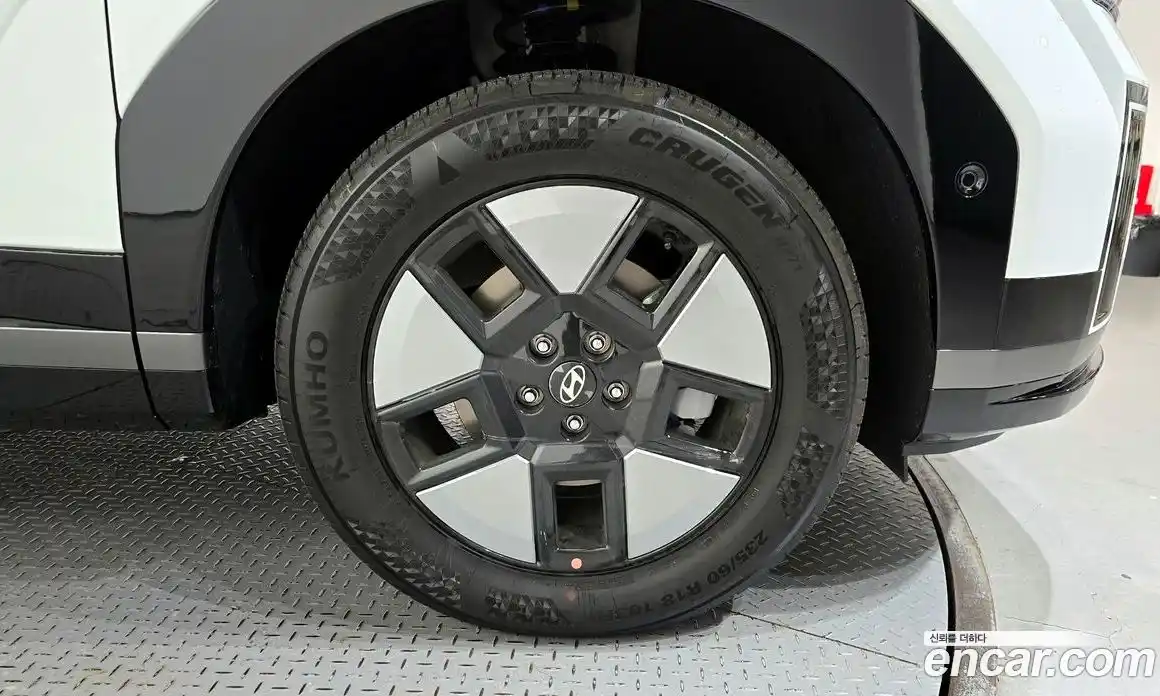 Hyundai Santa Fe 2024 1.6 Автомат в Москве № 925885, фото 5