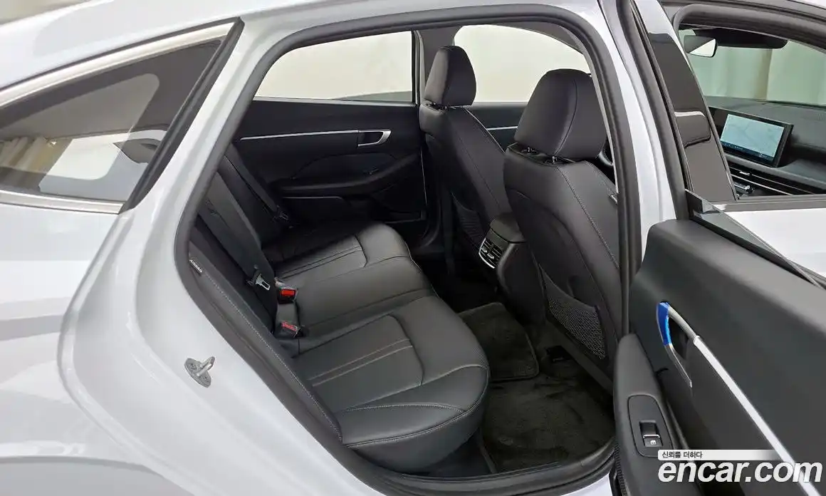 Hyundai Sonata 2025 2.0 Автомат в Москве № 925894, фото 12