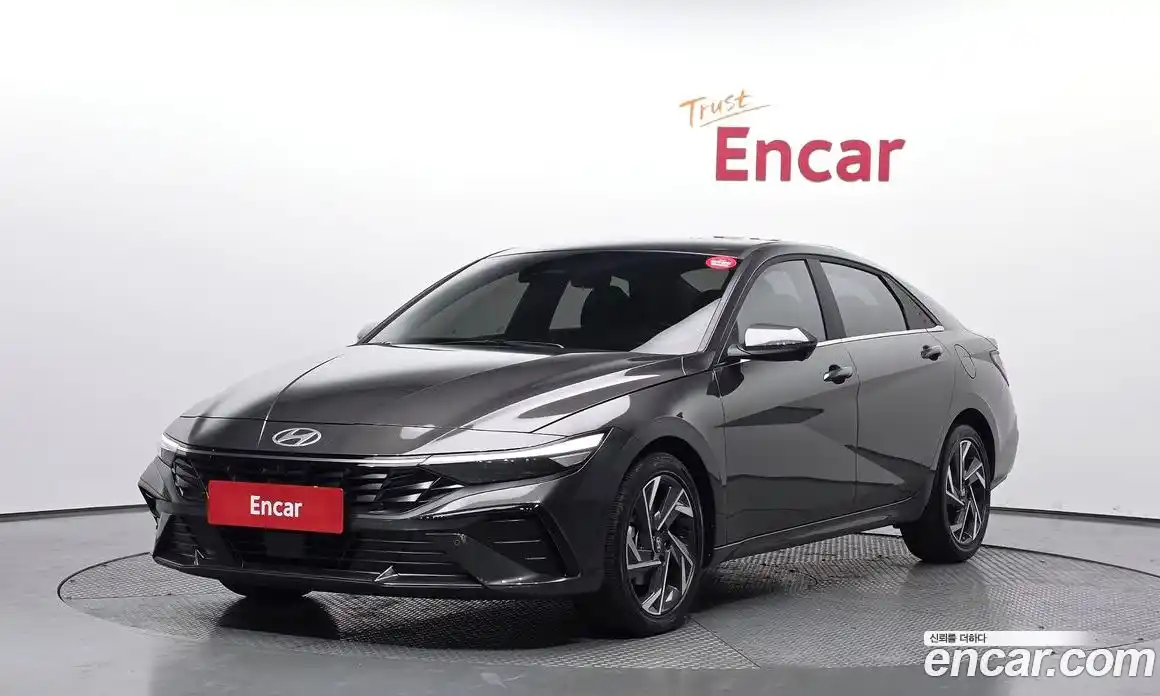 Hyundai Avante 2023 1.6 Автомат в Москве № 925910, фото 1