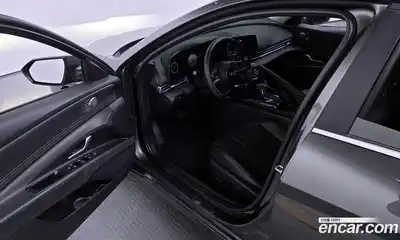 Hyundai Avante 2023 1.6 Автомат в Москве № 925910, миниатюра 11