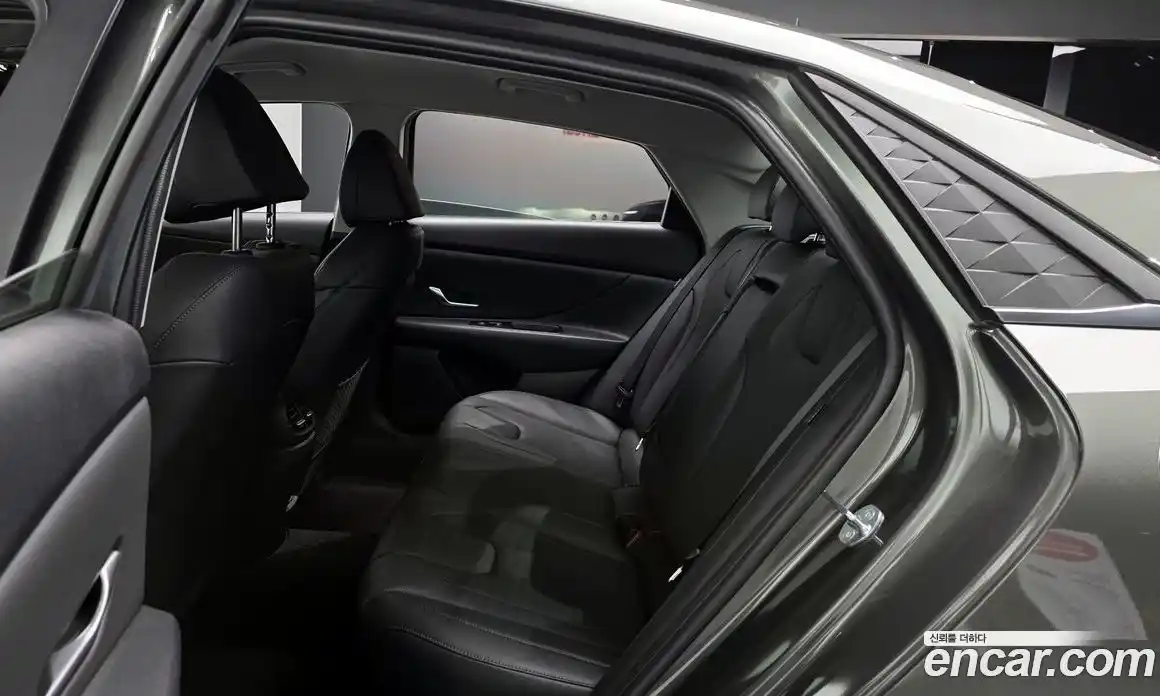 Hyundai Avante 2023 1.6 Автомат в Москве № 925910, фото 12