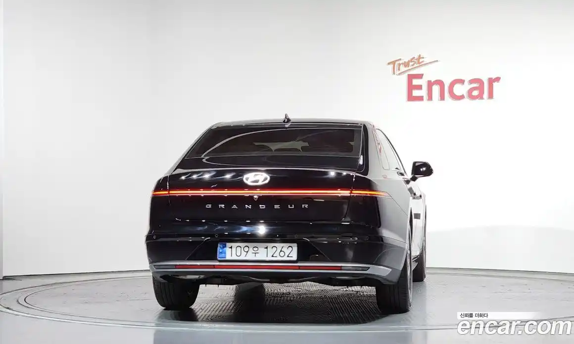 Hyundai Grandeur 2025 2.5 Автомат в Москве № 926266, фото 3