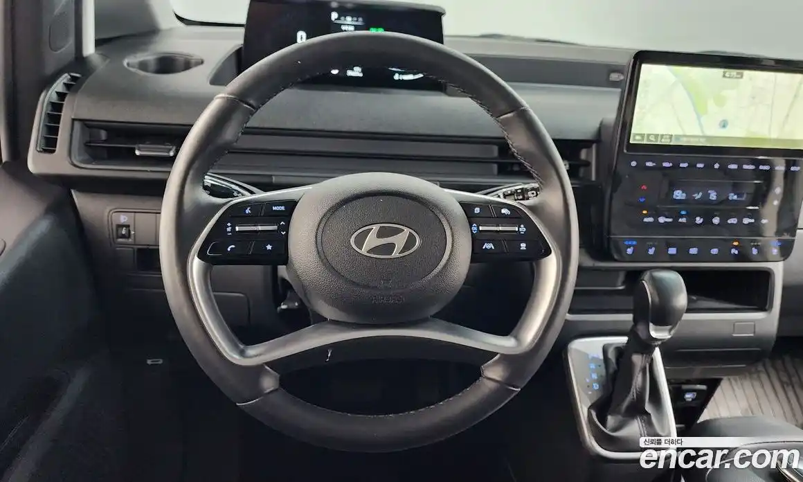 Hyundai Staria 2025 3.5 Автомат в Москве № 927905, фото 13