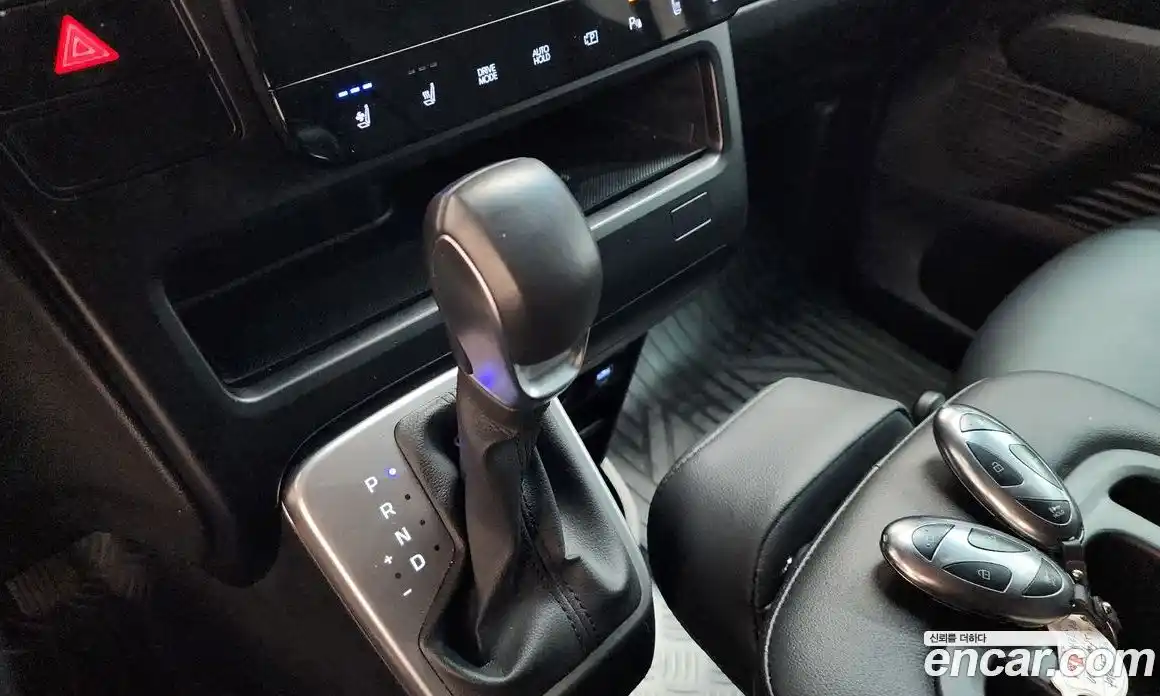 Hyundai Staria 2025 3.5 Автомат в Москве № 927905, фото 9