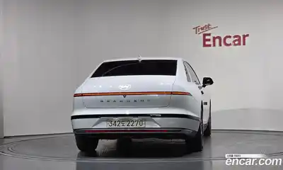 Hyundai Grandeur 2023 3.5 Автомат в Москве № 928013, миниатюра 4