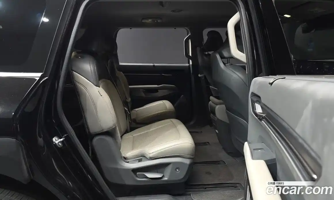 Kia EV9 2024 0.2 Автомат в Москве № 929115, фото 12